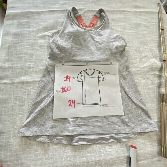 Lululemon Stash n Run Tank Top‎ Wee are From Space size 8 Strappy Back Running - Picture 4 of 8
